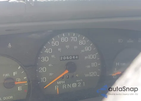 1997 Mercury Grand Marquis Gs z USA, uszkodzony, nr VIN 2MELM74W9VX663034